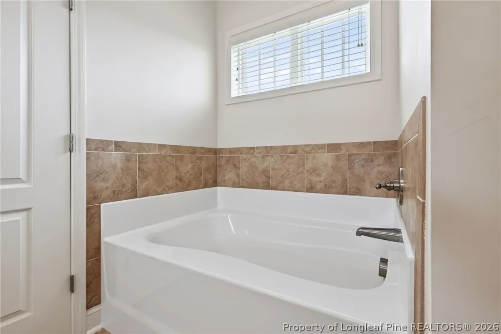 346 Bridgehaven Drive Raeford, NC 28376
