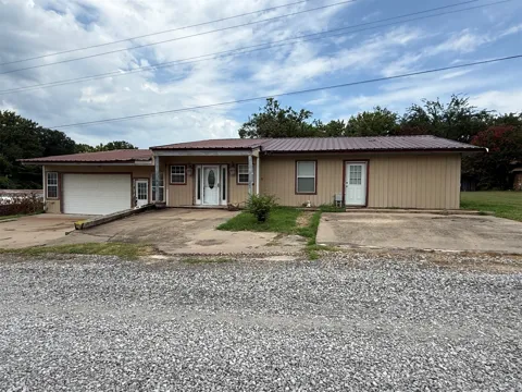 417705 E 1210 ROAD