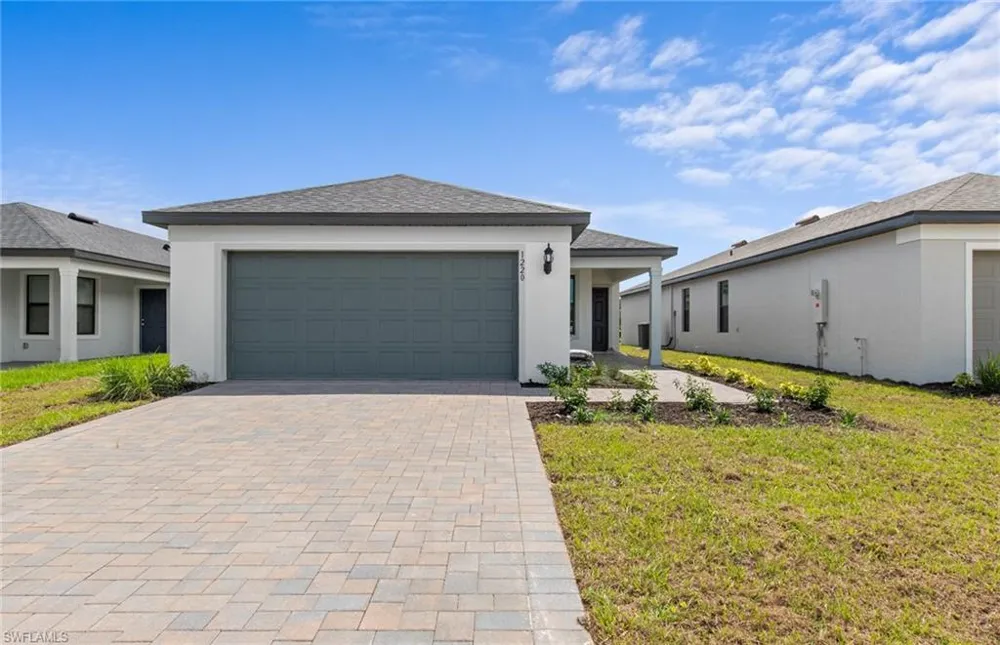 1222 Caloosa Cove Drive Labelle, FL 33935