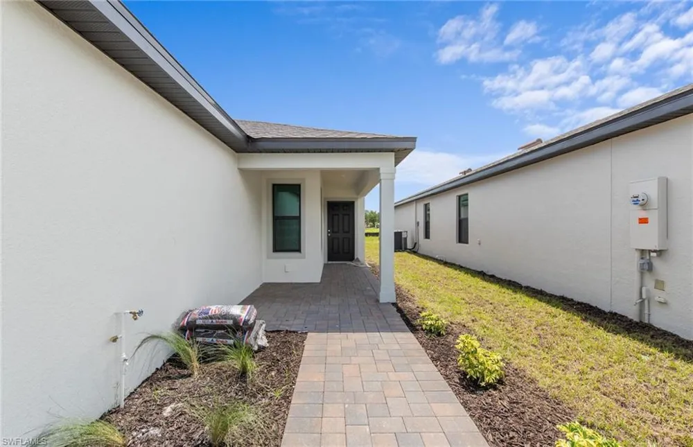 1222 Caloosa Cove Drive Labelle, FL 33935