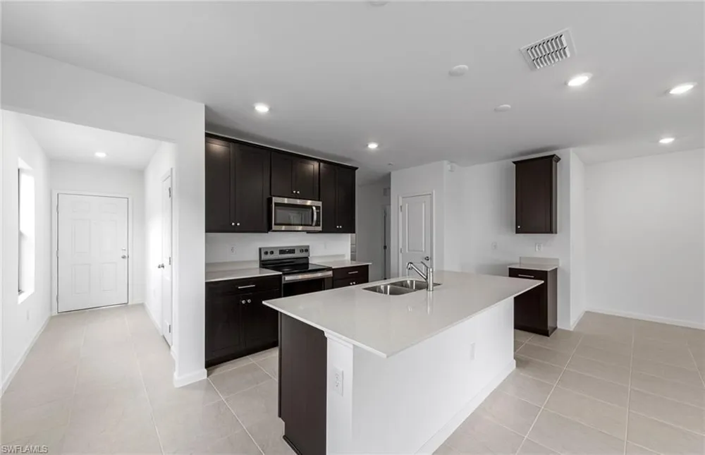 1222 Caloosa Cove Drive Labelle, FL 33935