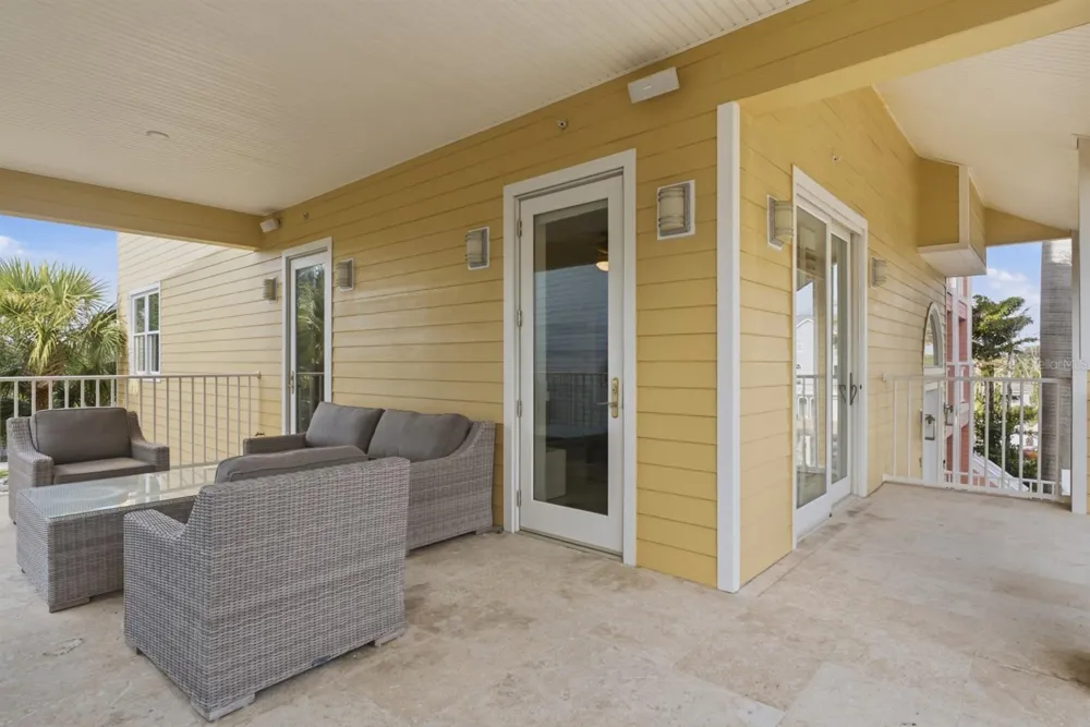 2718 GULF BOULEVARD #2 Indian Rocks Beach, FL 33785