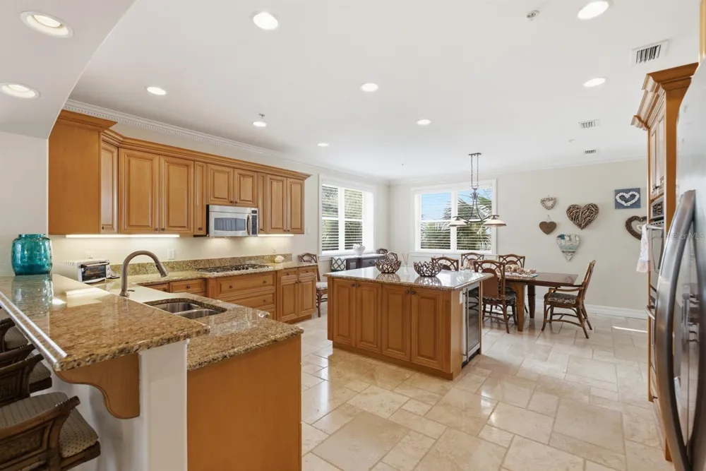 2718 GULF BOULEVARD #2 Indian Rocks Beach, FL 33785