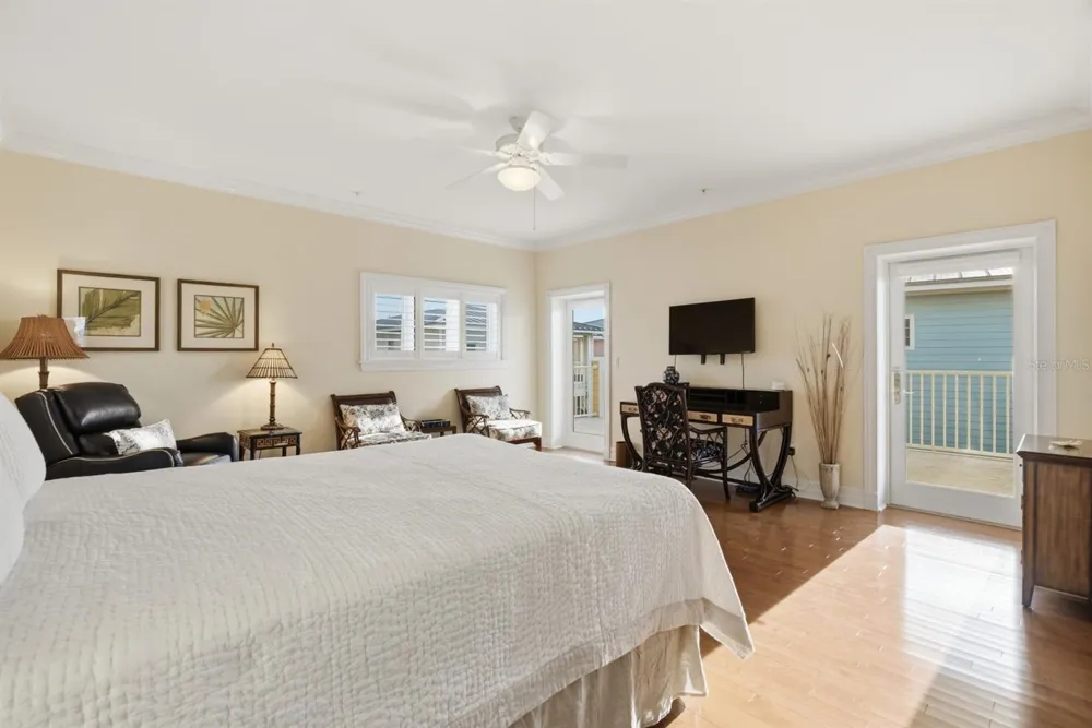 2718 GULF BOULEVARD #2 Indian Rocks Beach, FL 33785