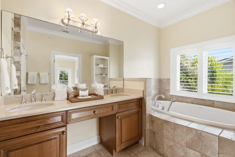 2718 GULF BOULEVARD #2 Indian Rocks Beach, FL 33785