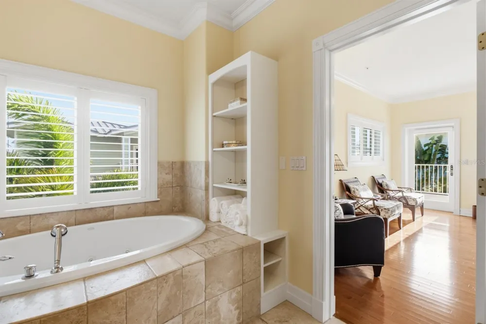 2718 GULF BOULEVARD #2 Indian Rocks Beach, FL 33785