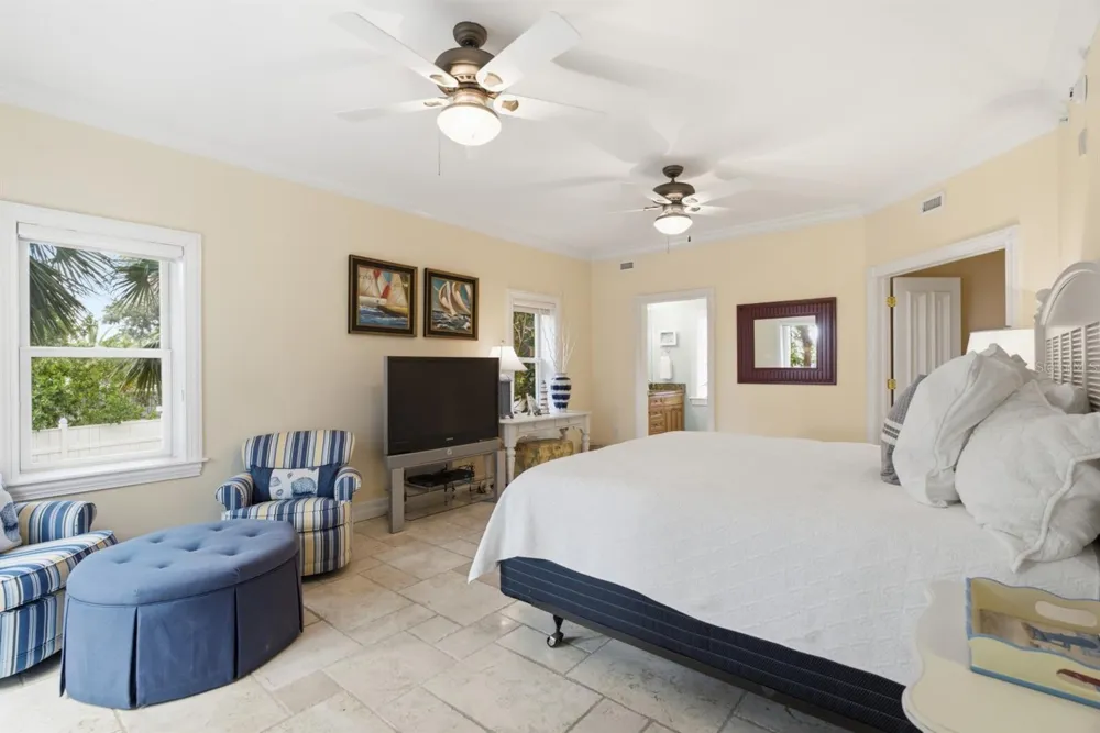 2718 GULF BOULEVARD #2 Indian Rocks Beach, FL 33785
