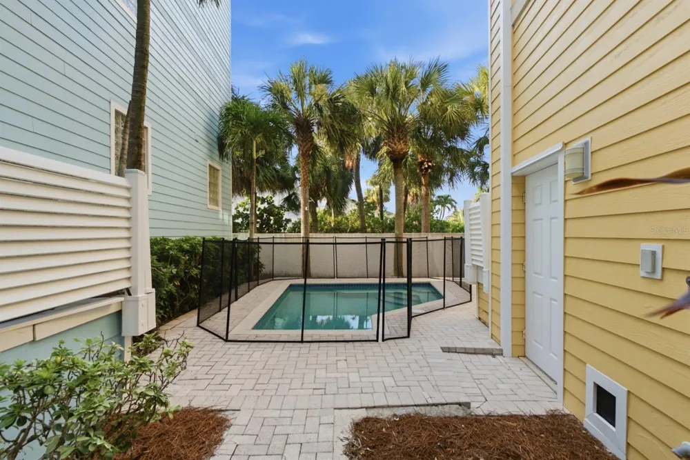 2718 GULF BOULEVARD #2 Indian Rocks Beach, FL 33785
