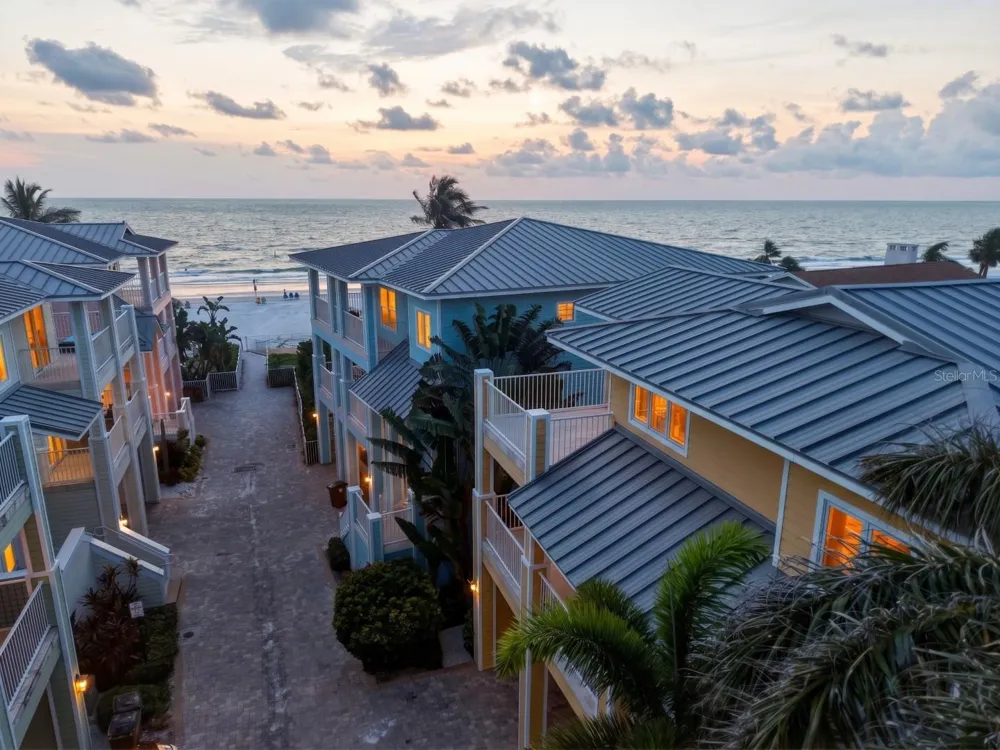 2718 GULF BOULEVARD #2 Indian Rocks Beach, FL 33785