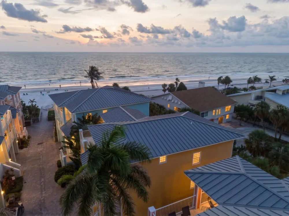 2718 GULF BOULEVARD #2 Indian Rocks Beach, FL 33785