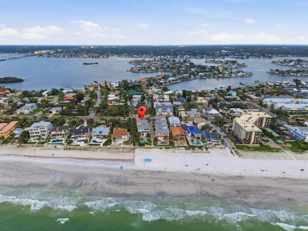 2718 GULF BOULEVARD #2 Indian Rocks Beach, FL 33785