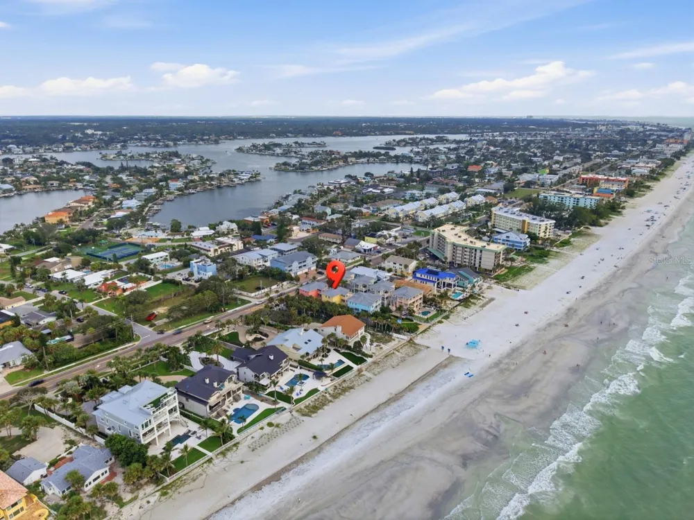 2718 GULF BOULEVARD #2 Indian Rocks Beach, FL 33785