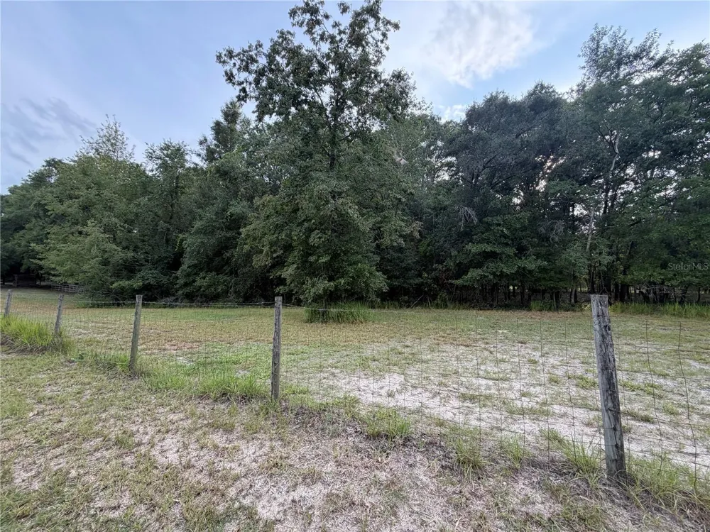 NE 32 PLACE High Springs, FL 32643