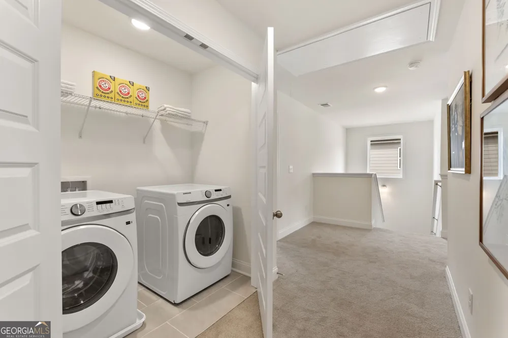 102 bluefin ST Adairsville, GA 30103