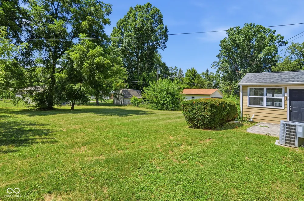 612 S Jefferson Street Brownsburg, IN 46112
