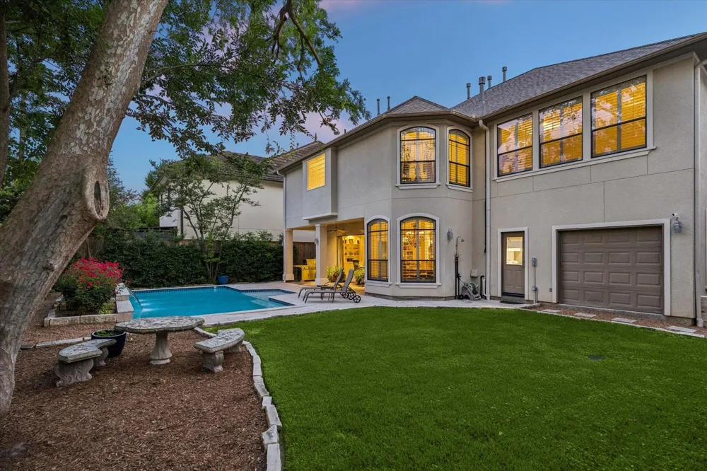 3411 Banbury Place Houston, TX 77027