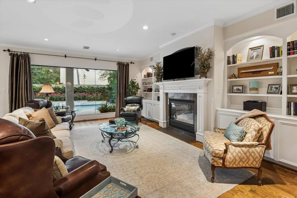 3411 Banbury Place Houston, TX 77027