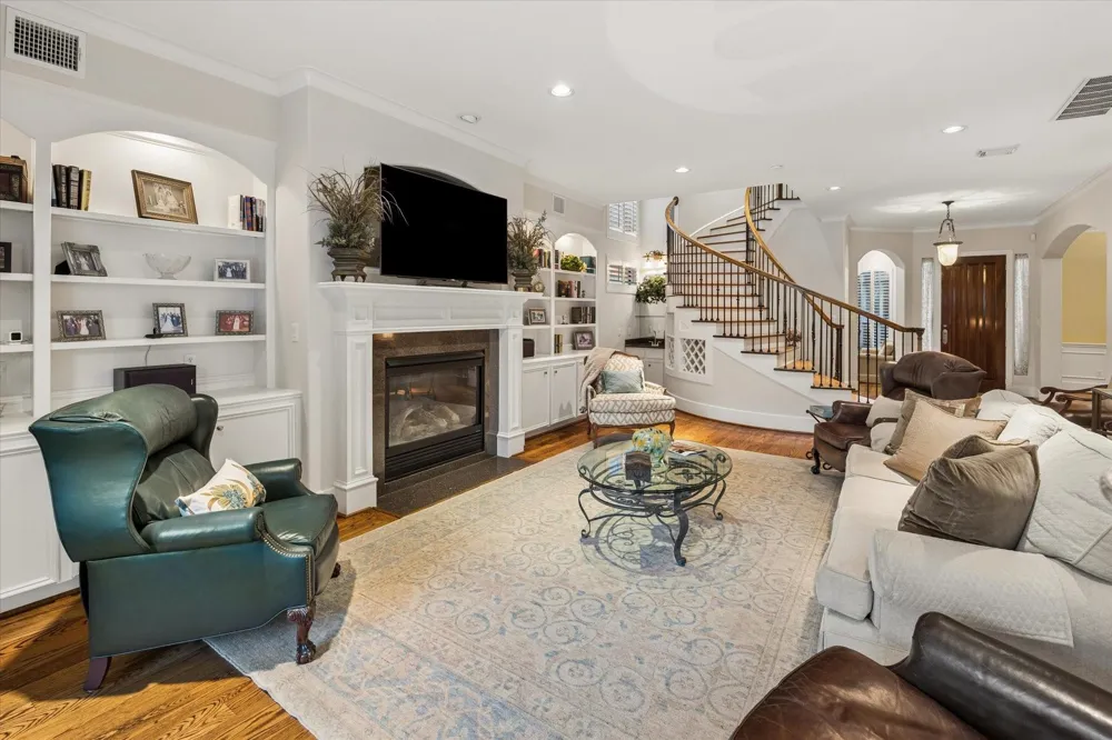 3411 Banbury Place Houston, TX 77027