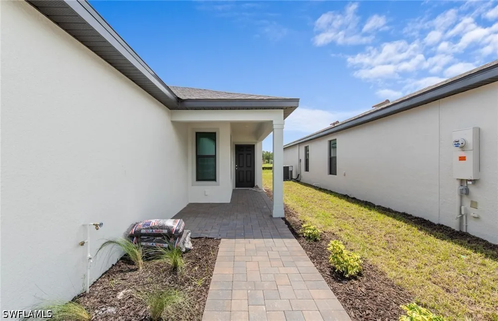 Caloosa Cove Drive Labelle, FL 33935