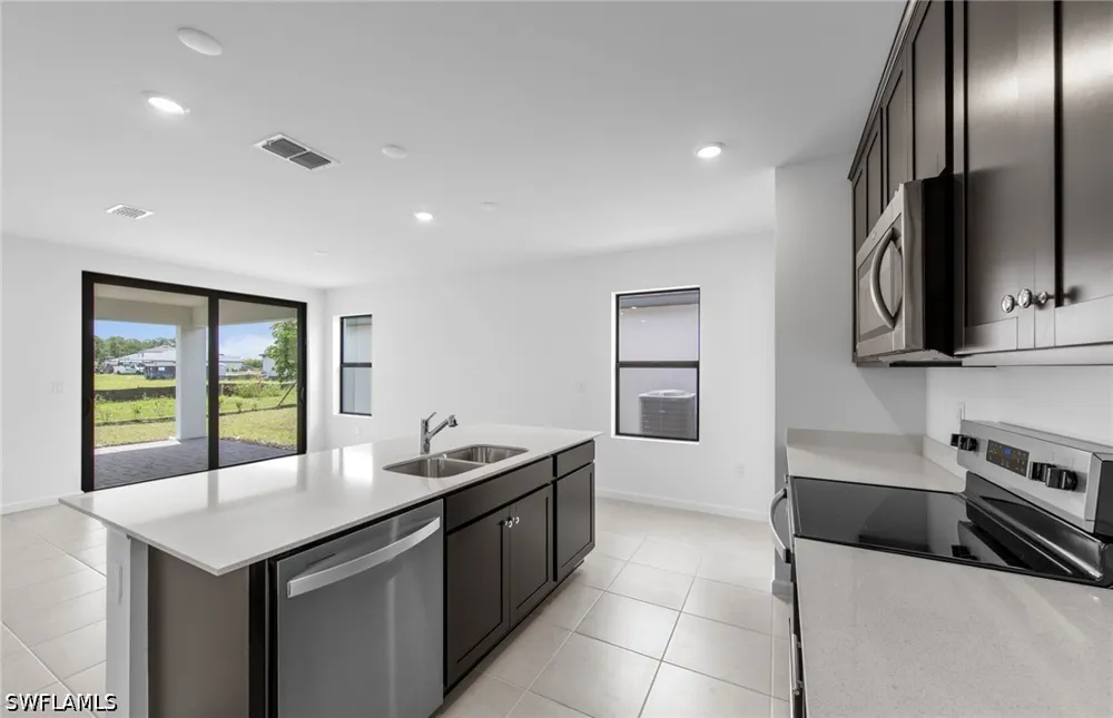 Caloosa Cove Drive Labelle, FL 33935