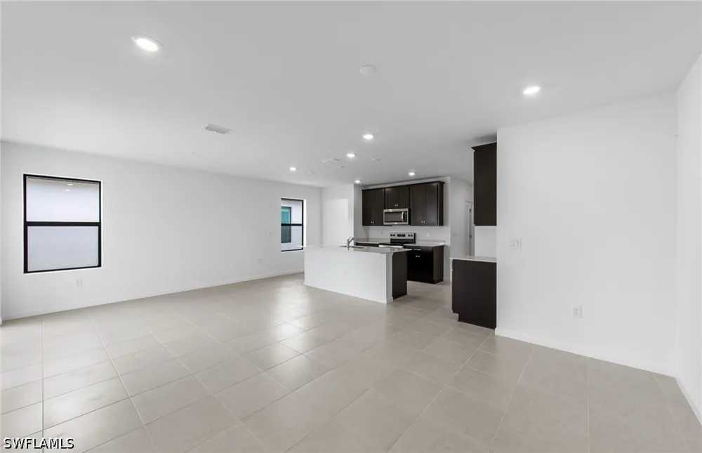Caloosa Cove Drive Labelle, FL 33935