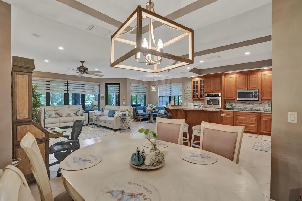 7570 Old Thyme Court #9C Parkland, FL 33076