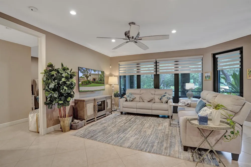 7570 Old Thyme Court #9C Parkland, FL 33076