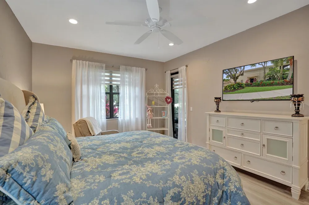7570 Old Thyme Court #9C Parkland, FL 33076