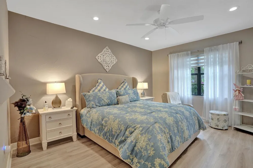 7570 Old Thyme Court #9C Parkland, FL 33076