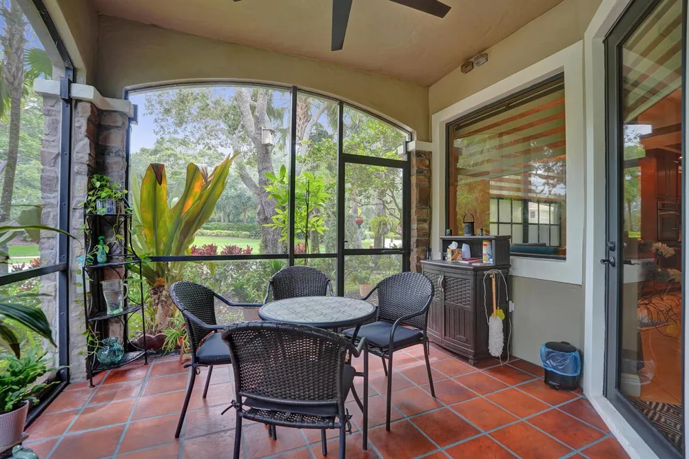 7570 Old Thyme Court #9C Parkland, FL 33076