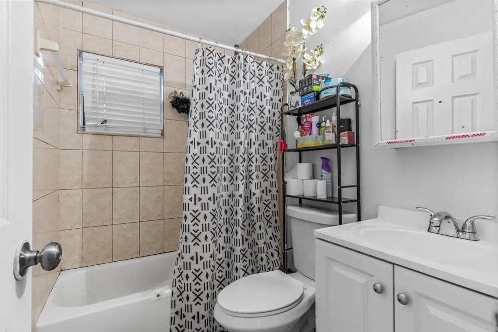 1810 16th Court Fort Pierce, FL 34950