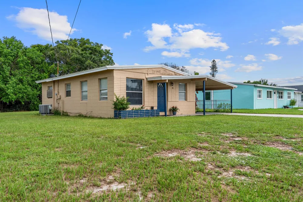 1810 16th Court Fort Pierce, FL 34950