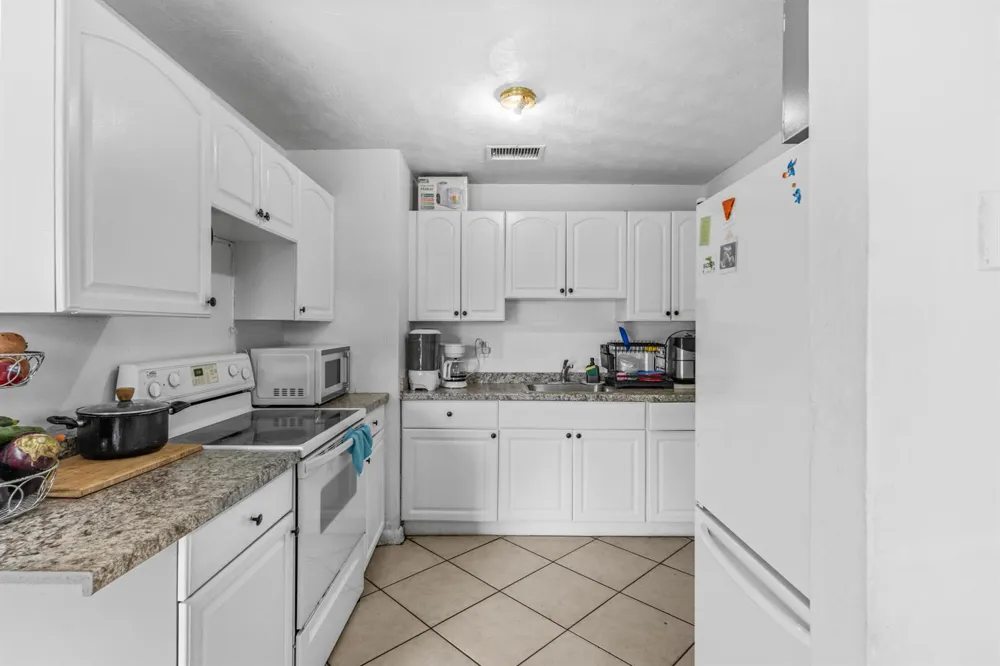 1810 16th Court Fort Pierce, FL 34950