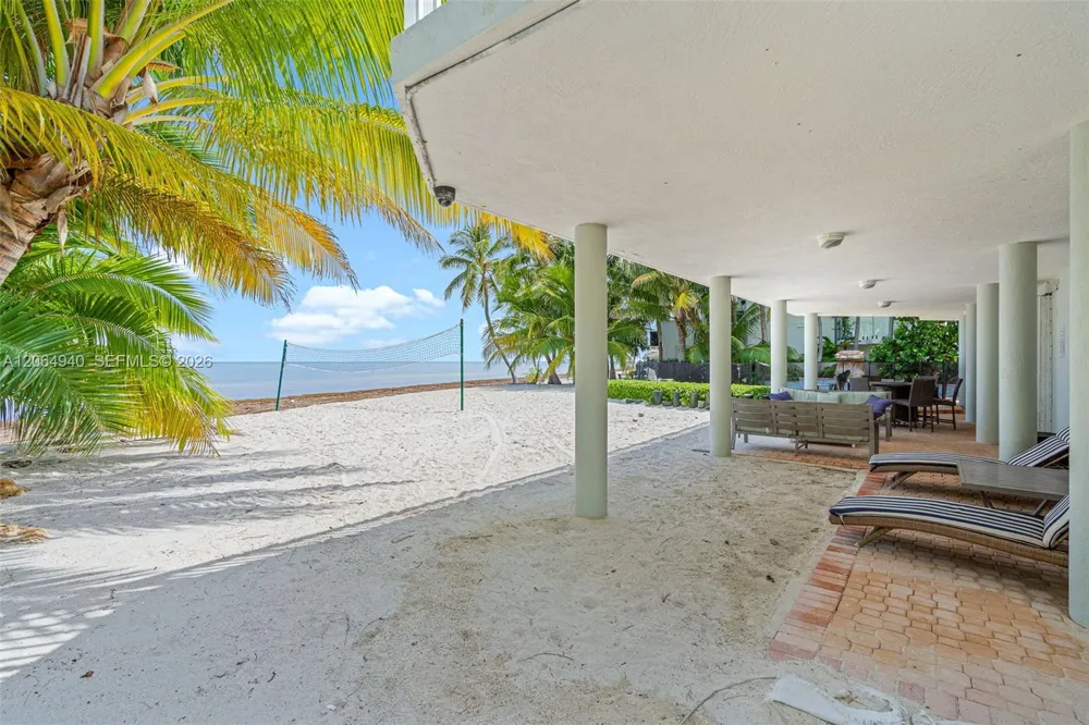 74049 Overseas Hwy Islamorada, FL 33036