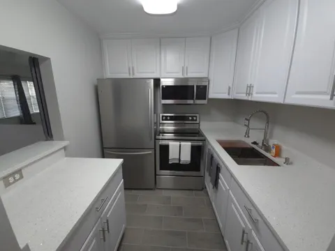 208 KENT M