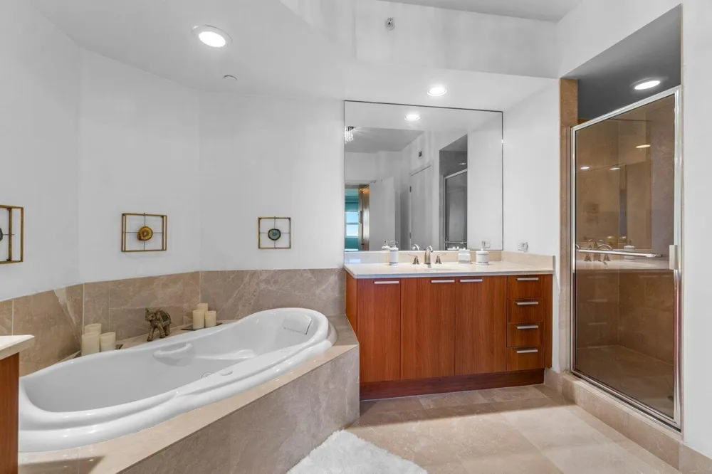2650 Lake Shore Drive #1906 Riviera Beach, FL 33404