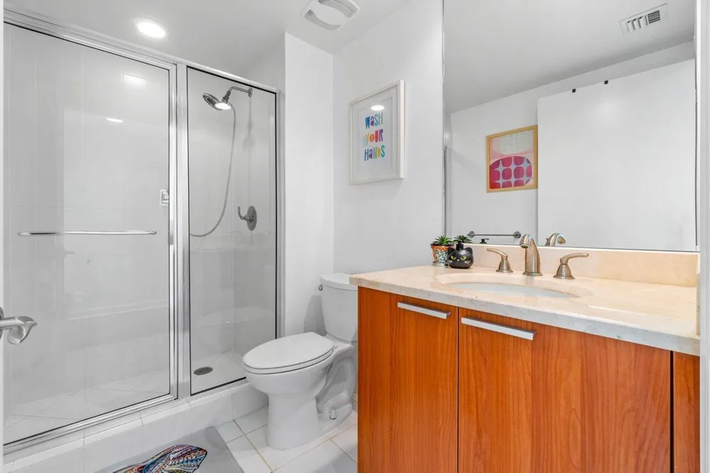 2650 Lake Shore Drive #1906 Riviera Beach, FL 33404