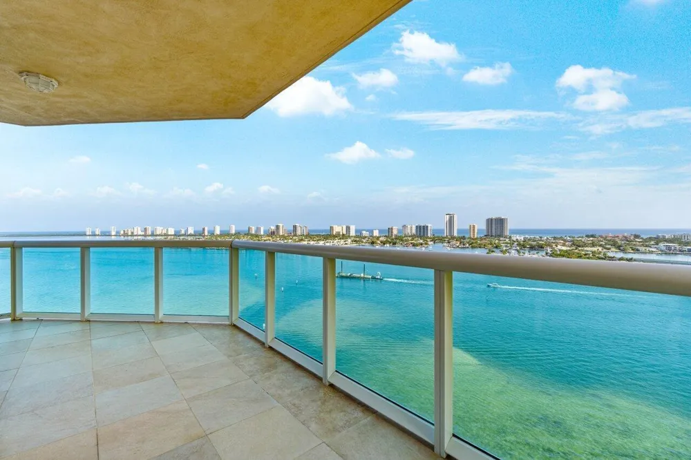 2650 Lake Shore Drive #1906 Riviera Beach, FL 33404