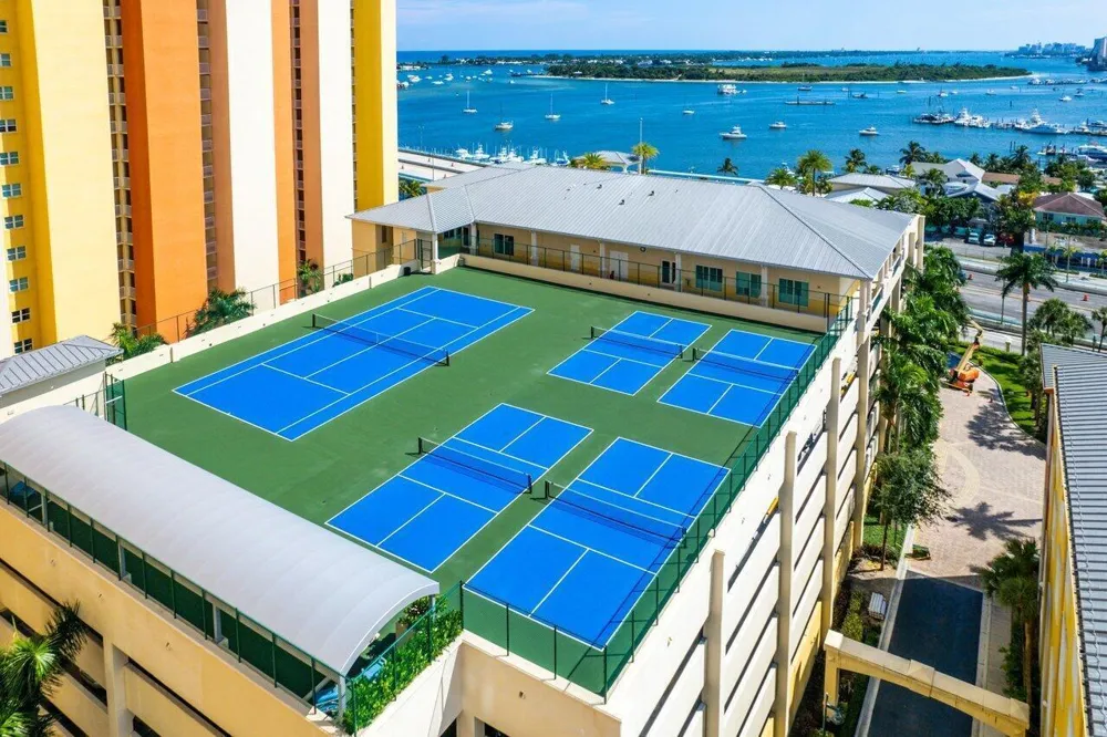 2650 Lake Shore Drive #1906 Riviera Beach, FL 33404