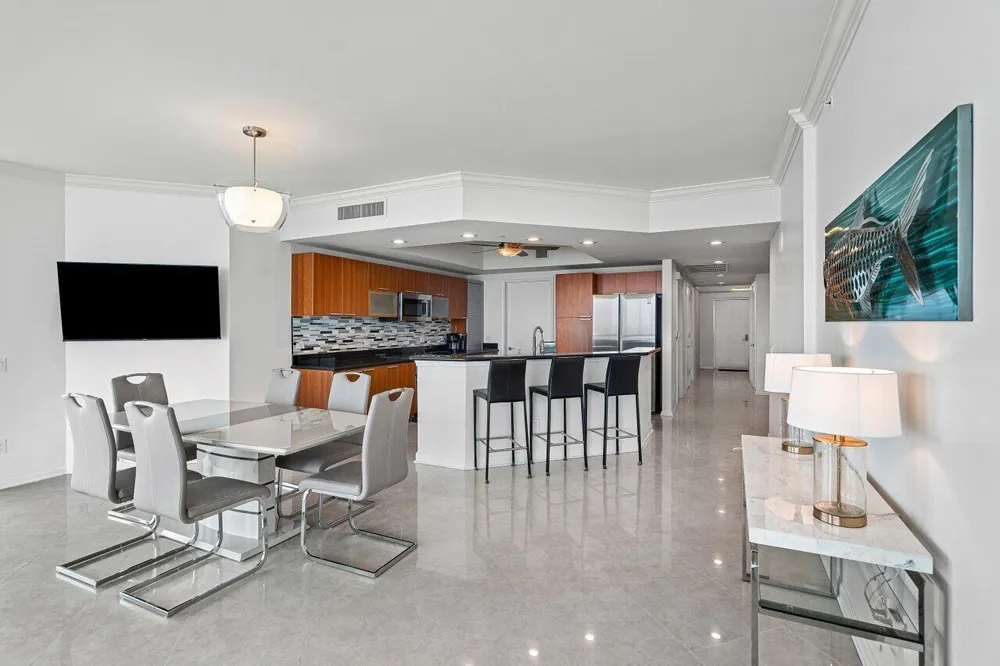 2650 Lake Shore Drive #1906 Riviera Beach, FL 33404