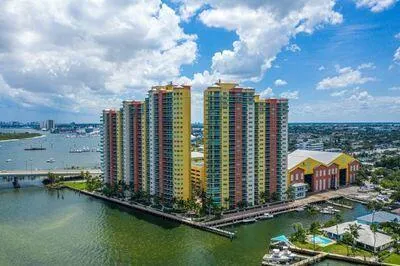 2650 Lake Shore Drive #1906 Riviera Beach, FL 33404