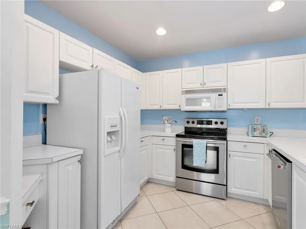 1100 Diamond Circle #1104 Naples, FL 34110