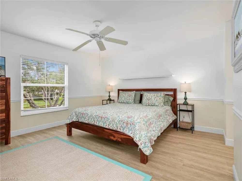 1100 Diamond Circle #1104 Naples, FL 34110