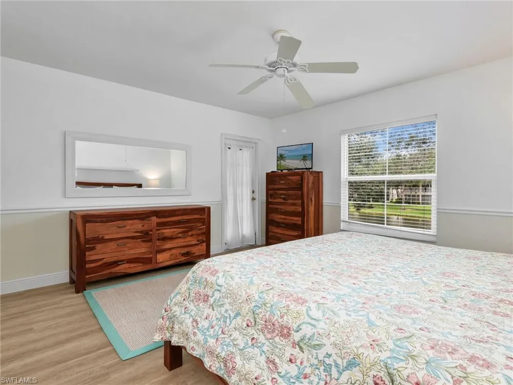 1100 Diamond Circle #1104 Naples, FL 34110
