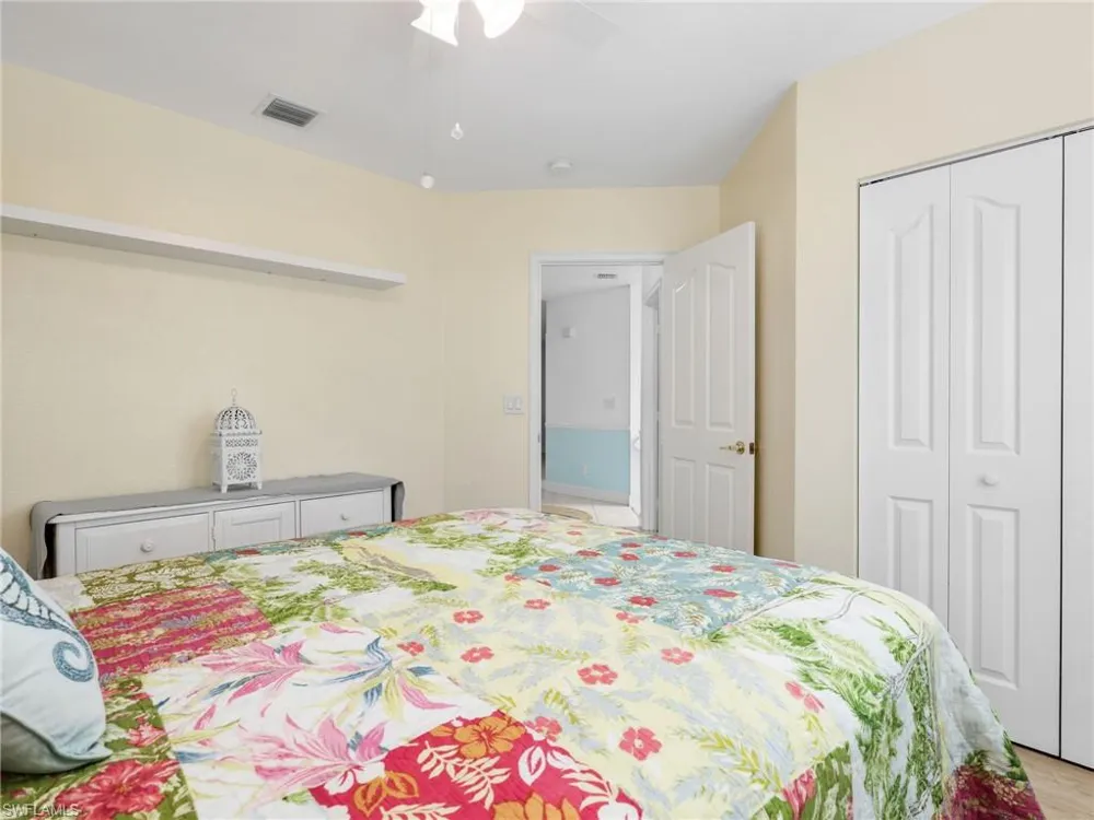 1100 Diamond Circle #1104 Naples, FL 34110