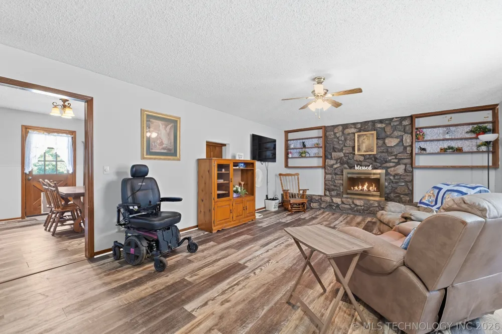 4801 W 168th Street Skiatook, OK 74070