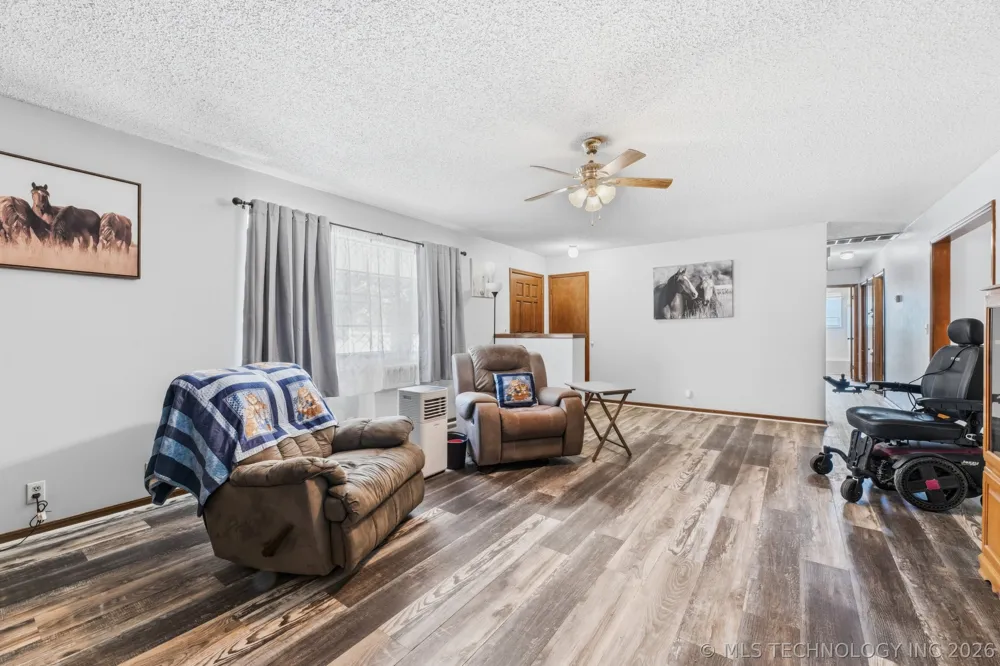 4801 W 168th Street Skiatook, OK 74070
