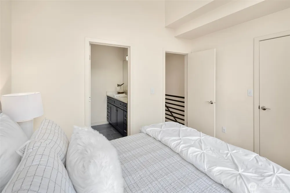 1232 Northgate Way Seattle, WA 98133