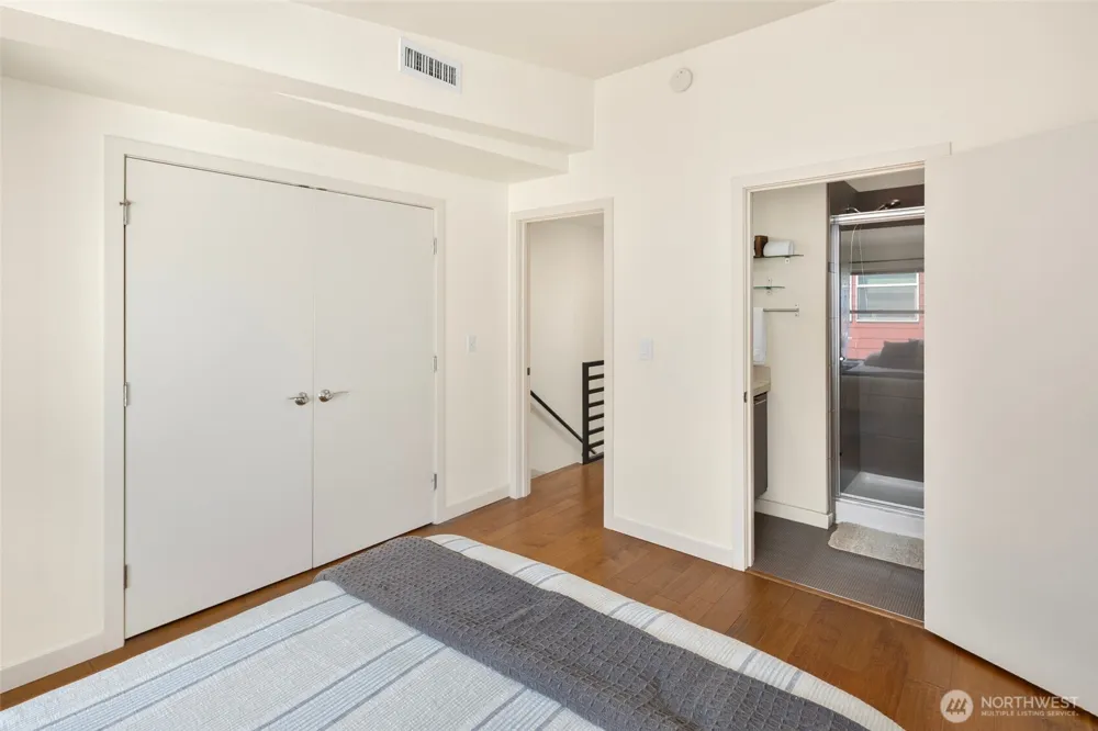 1232 Northgate Way Seattle, WA 98133