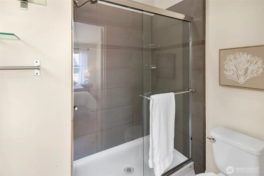 1232 Northgate Way Seattle, WA 98133